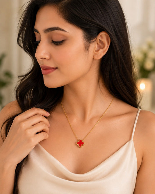 Anti-Tarnish Stainless Steel Red Clover Necklace | Waterproof Dainty Gold Pendant Jewelry